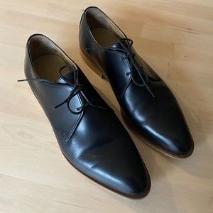 Everlane - Modern Oxford - Black / Natural